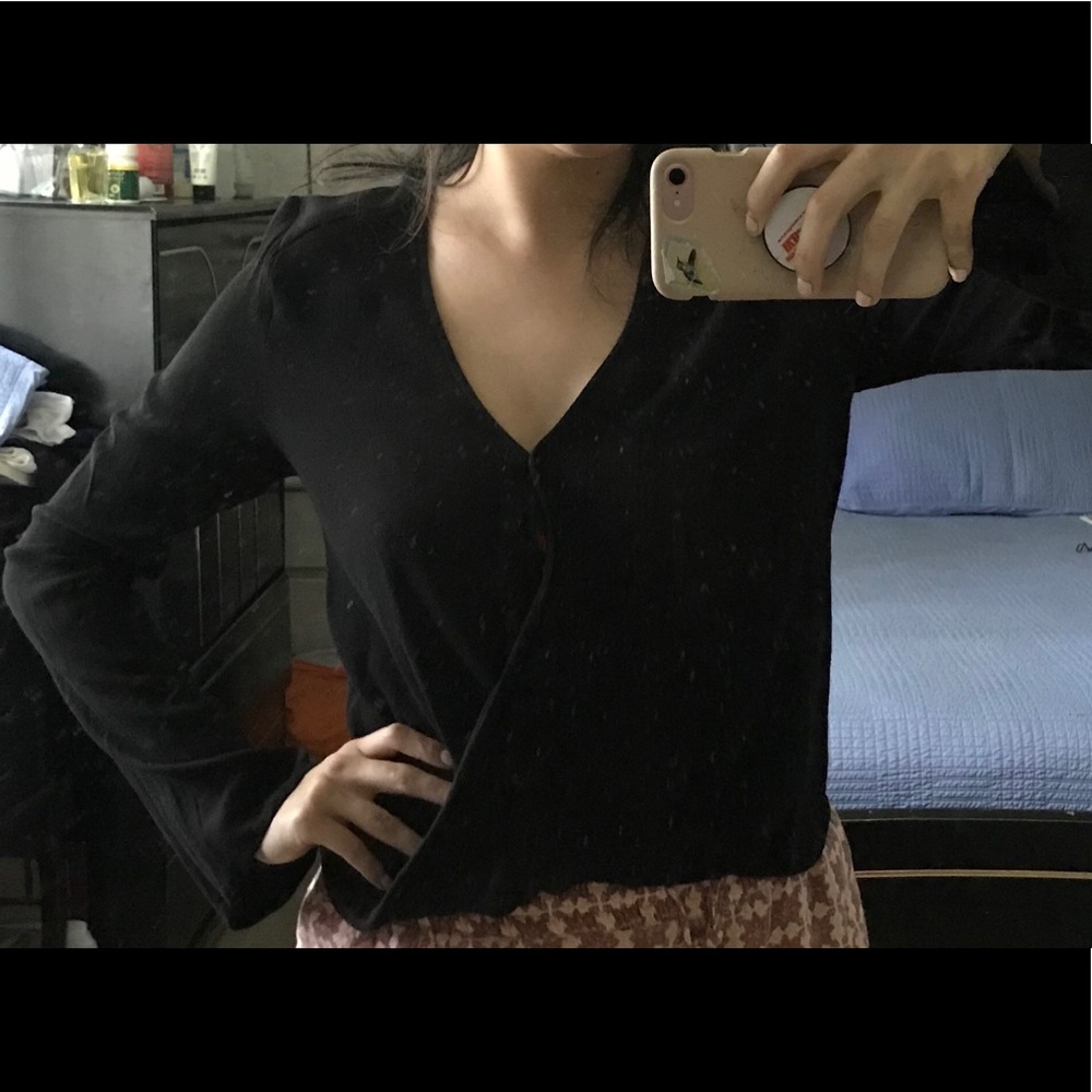 Black, XS, long-sleeved top from Express